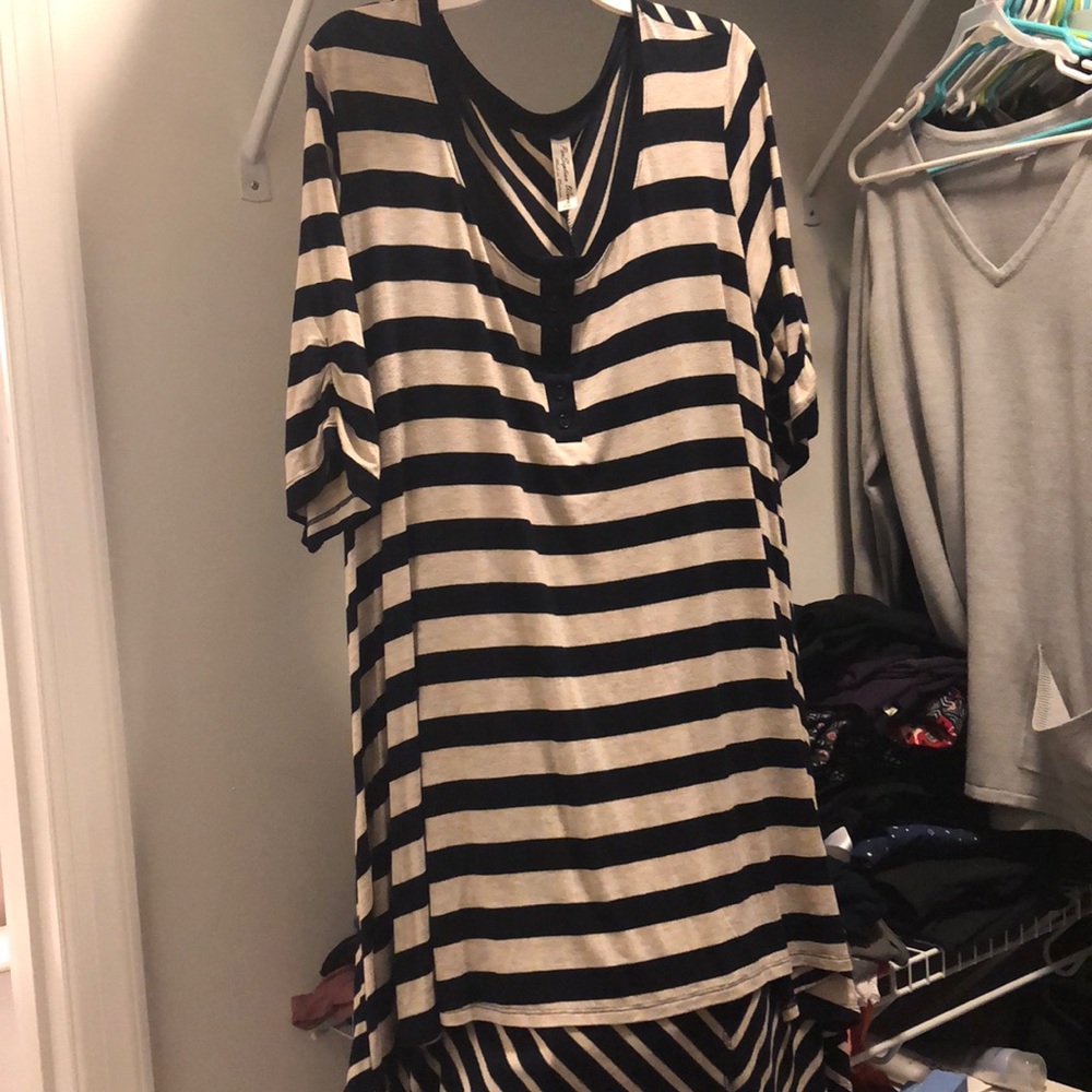 Soft, striped tunic shirt